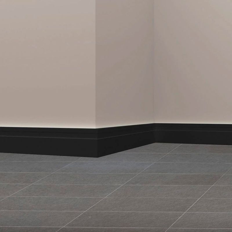 rodape-de-eva-autocolante-rp16p-7cm-preto-4