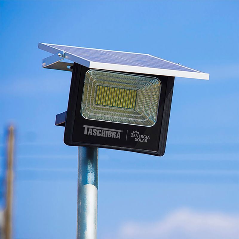 refletor-led-solar-taschibra-tr-sun-100w-preto-6500k-luz-branca-4