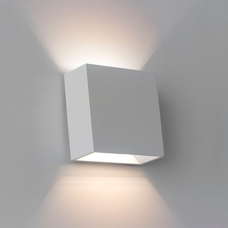 arandela-nordecor-dron-led-bivolt-branca-3000k-luz-amarela-2