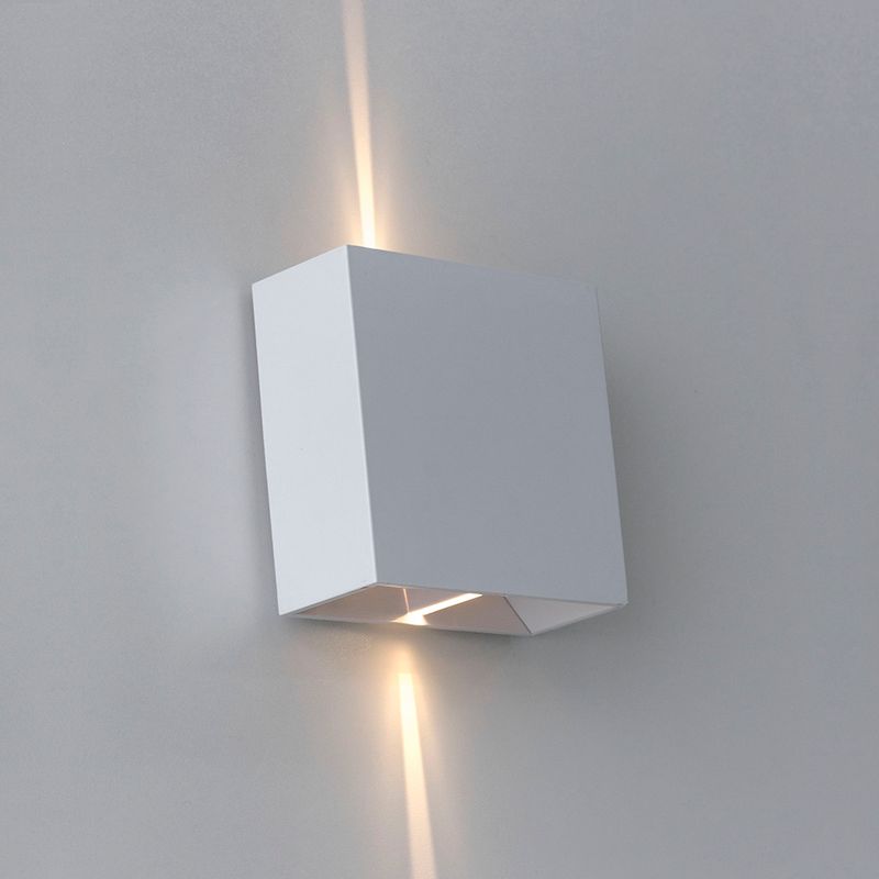 arandela-nordecor-dron-led-bivolt-branca-3000k-luz-amarela-4