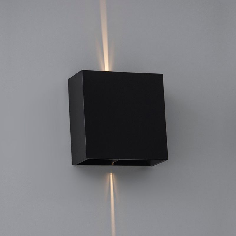 arandela-nordecor-dron-led-bivolt-preta-3000k-luz-amarela-4