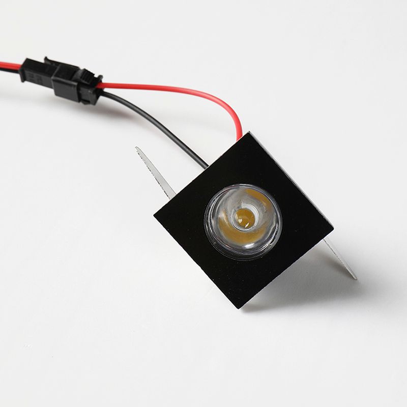spot-de-embutir-para-movel-mbled-elysa-quadrado-led-1w-bivolt-preto-3000k-luz-amarela-2