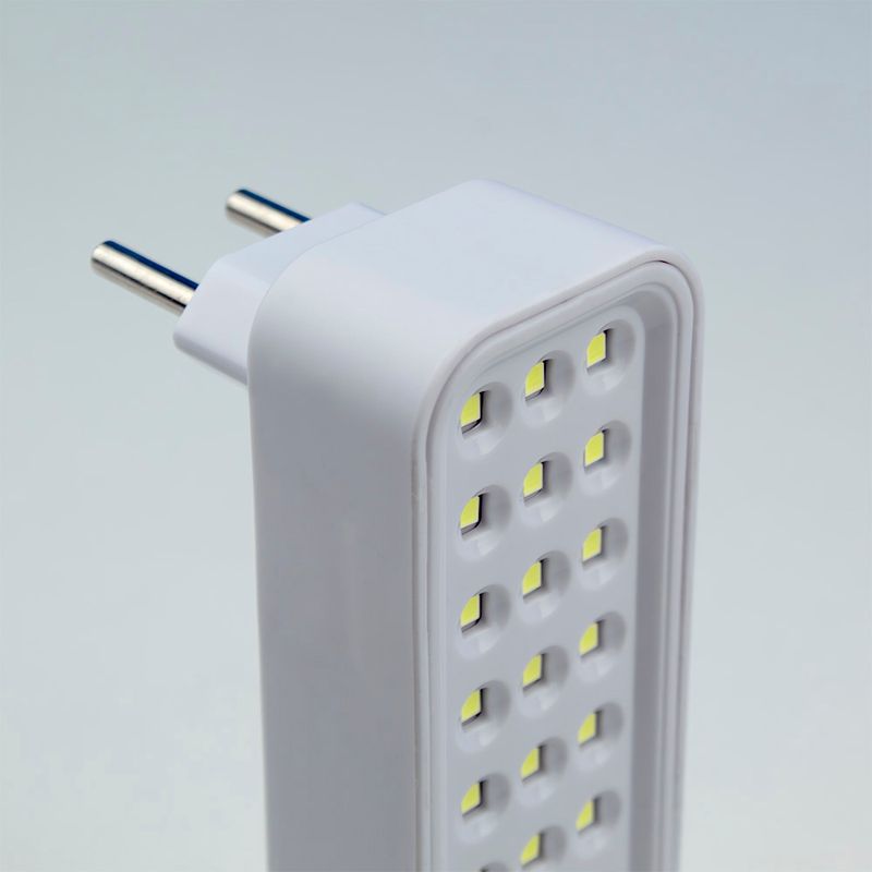 luminaria-de-emergencia-led-blumenau-1w-com-plug-integrado-bivolt-2